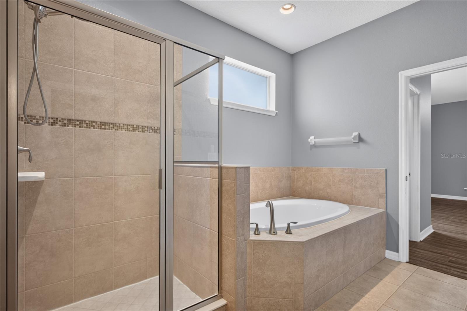 15718 Starling Dale Ln Property Photo 29