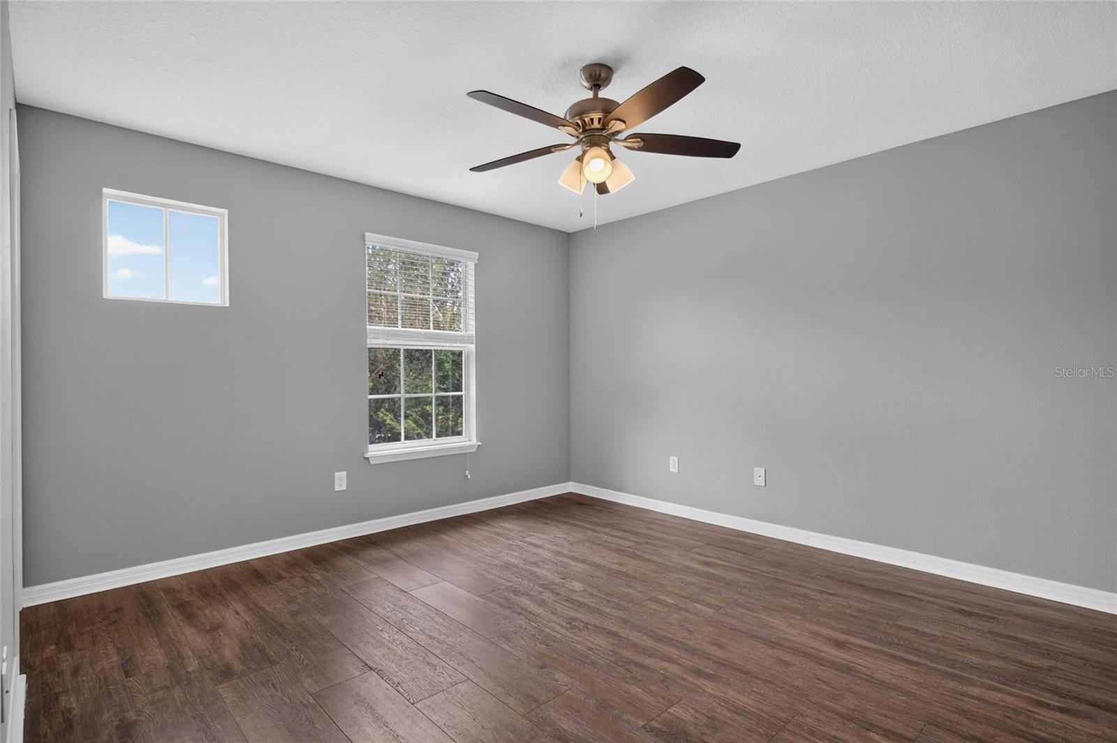 15718 Starling Dale Ln Property Photo 32