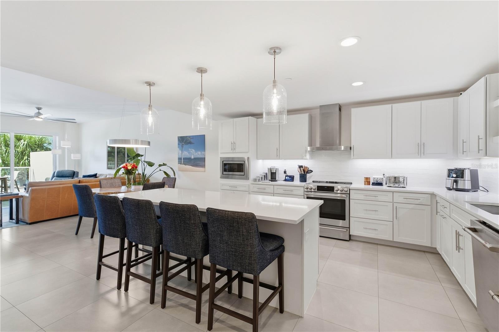 920 N Osceola Ave #201 Property Photo 6