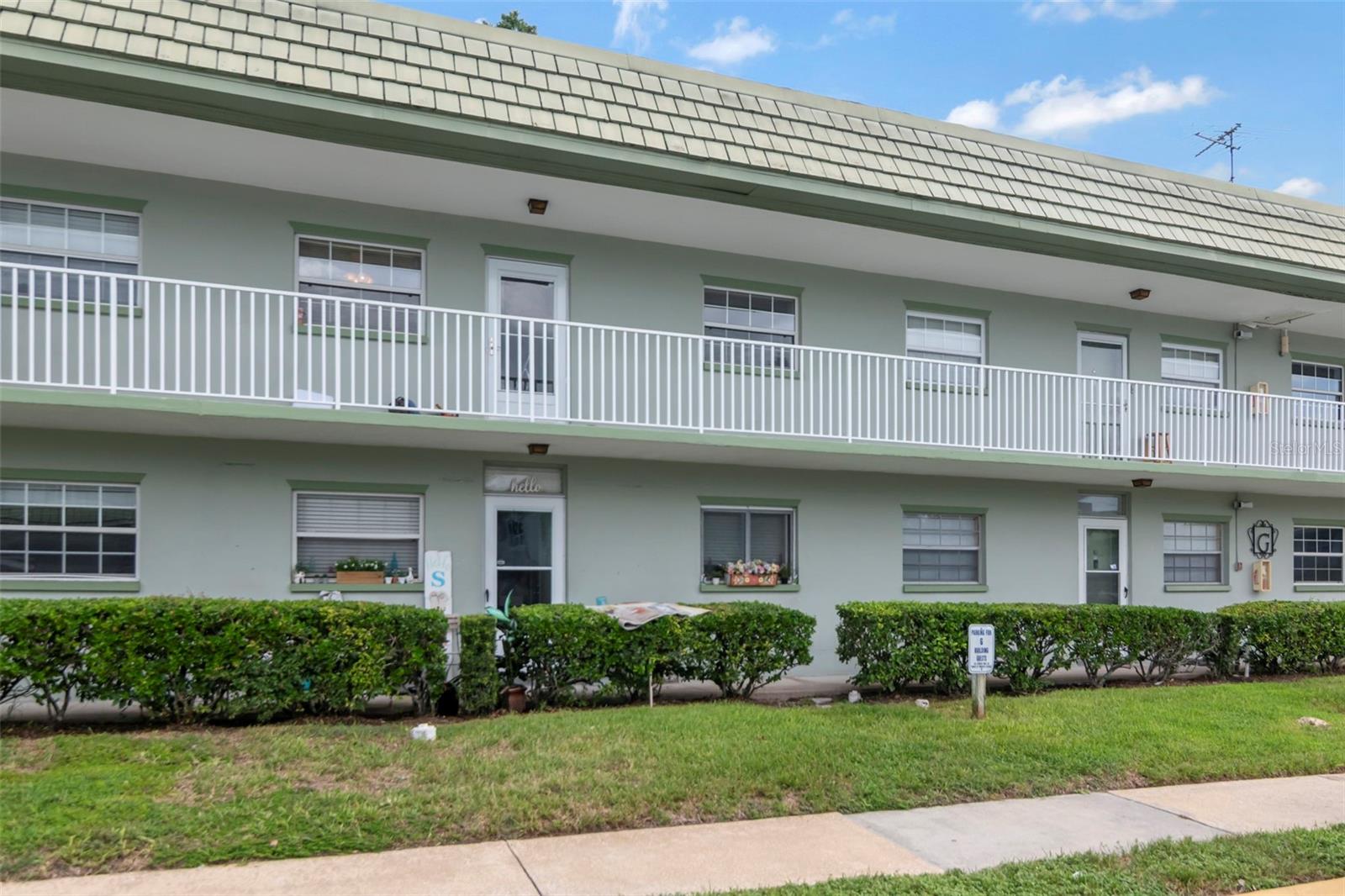 1433 S Belcher Rd #g14 Property Photo 1