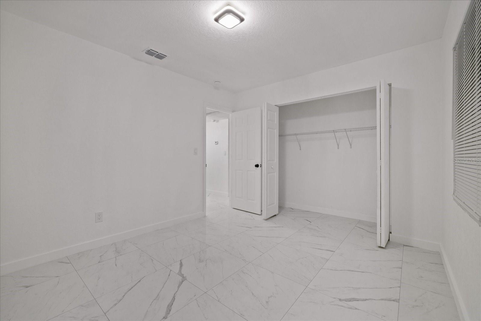3012 E Hanna Ave Property Photo 15
