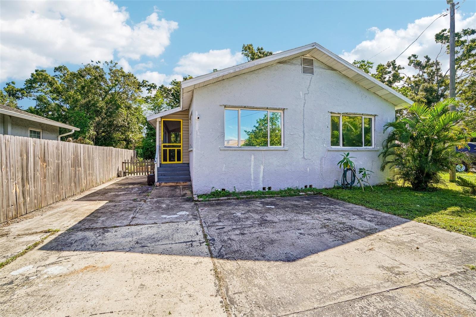 6565 Wayne St Property Photo 1
