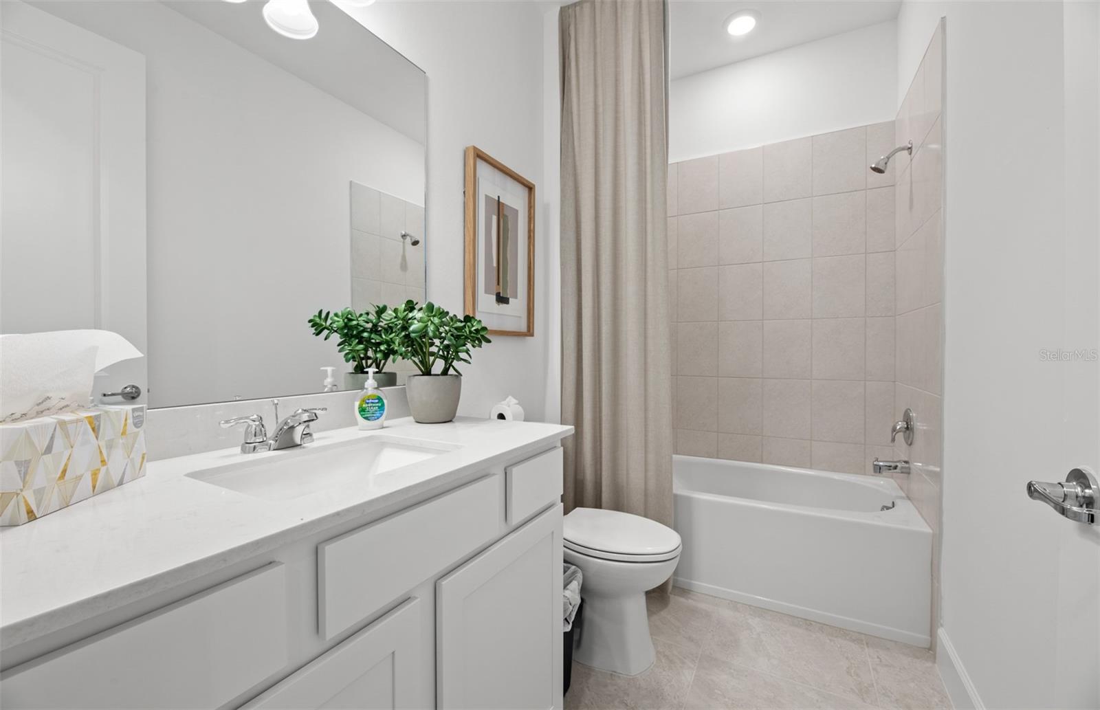 2700 Winding Creek Trl Property Photo 2