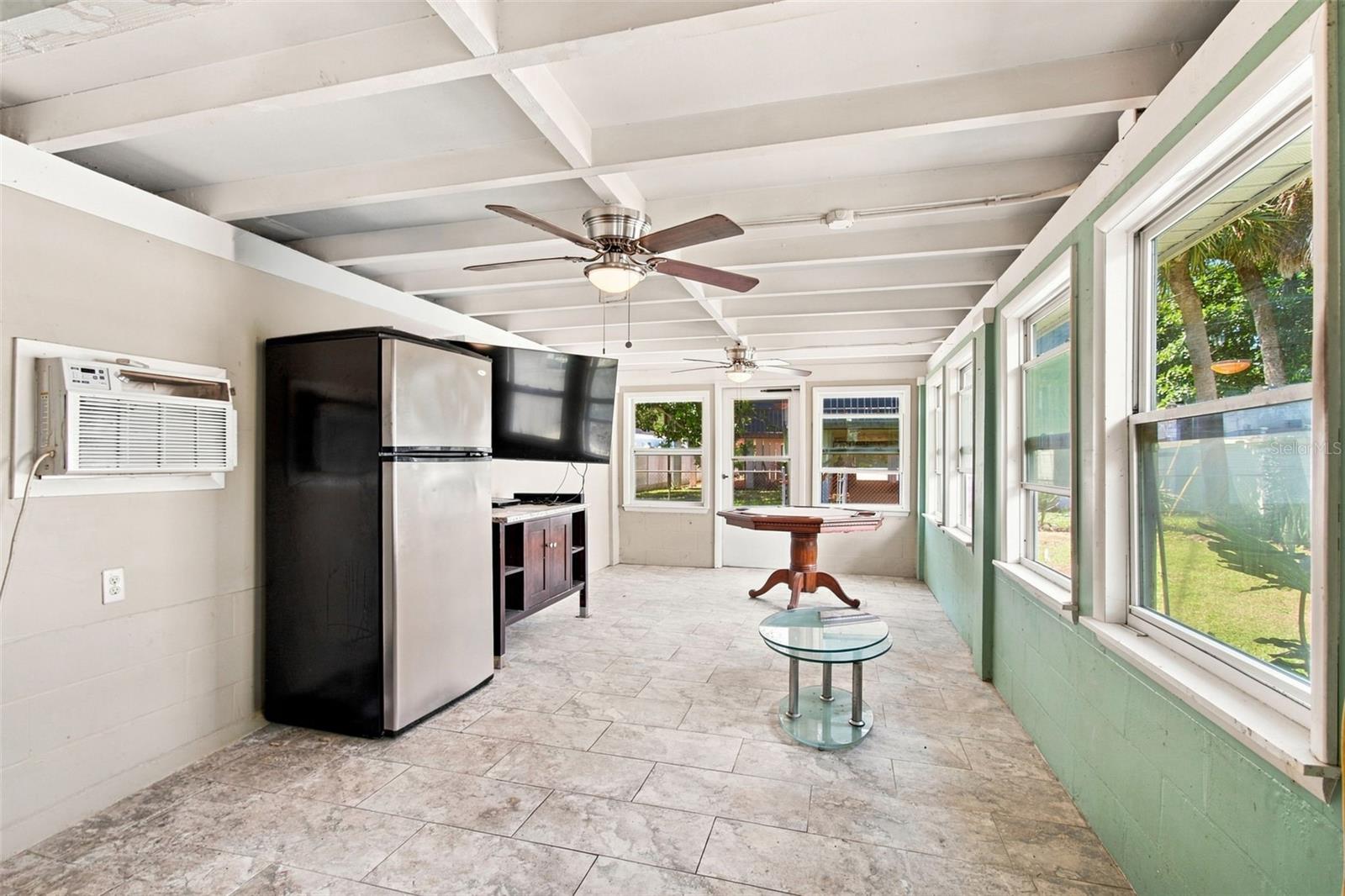 1604 1st St Property Photo 20