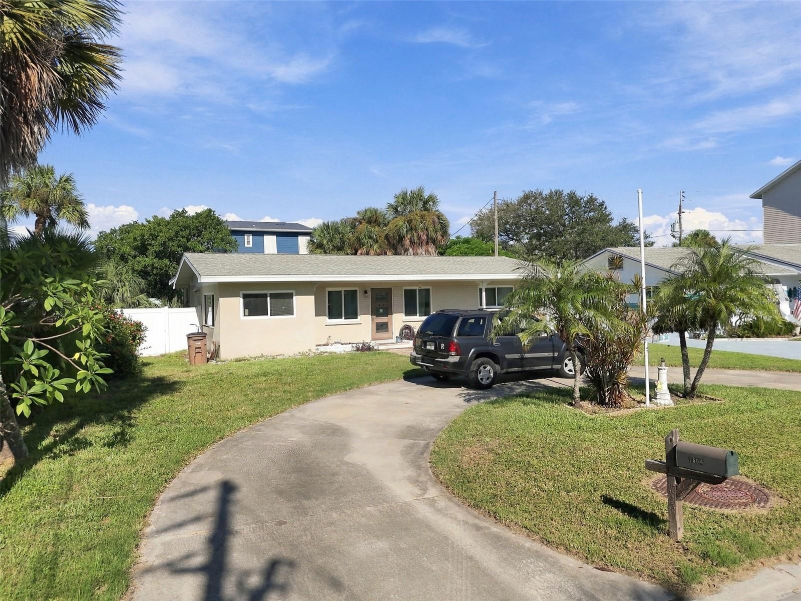 1604 1st St Property Photo 24