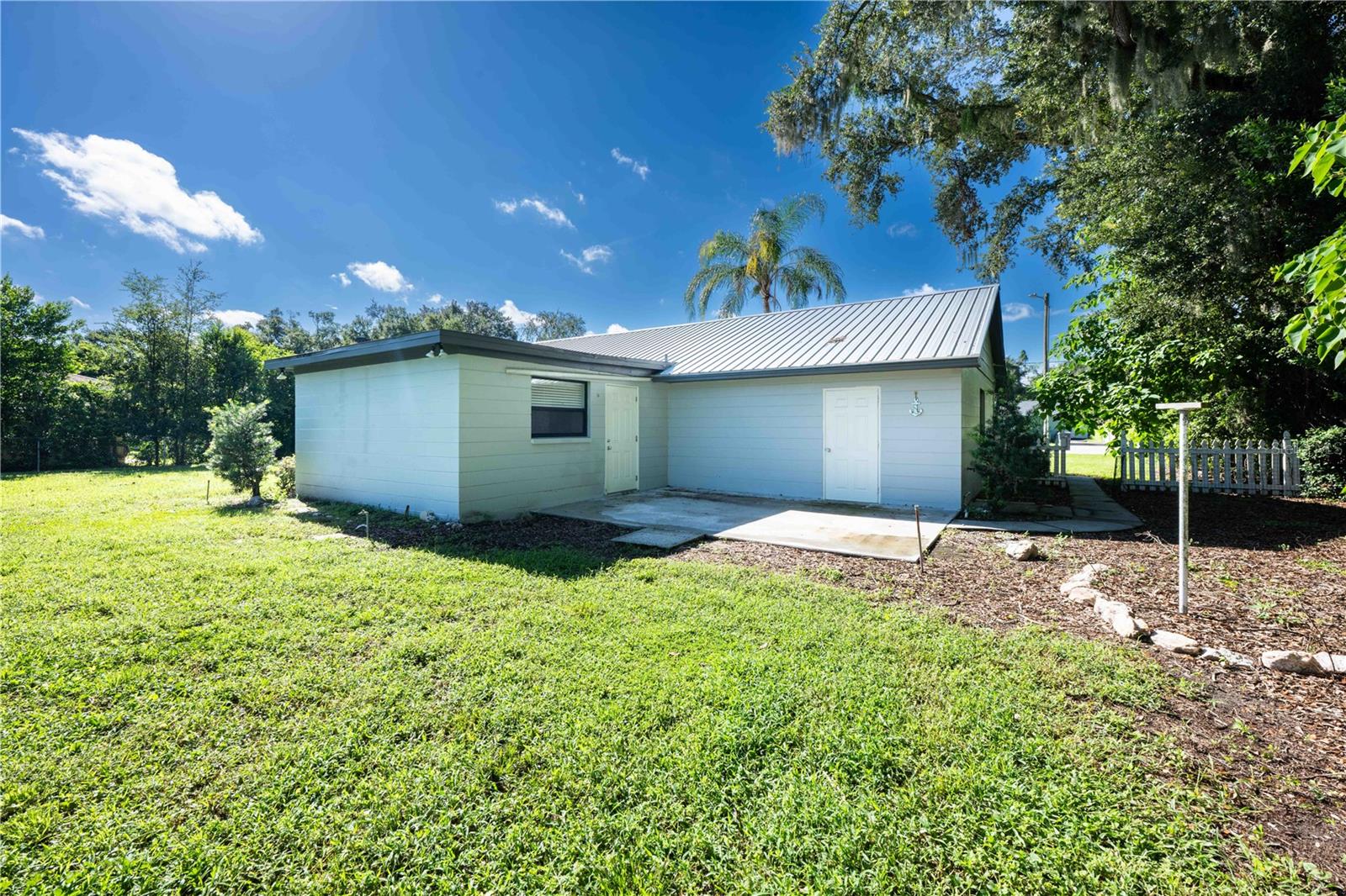 206 James St Property Photo 28