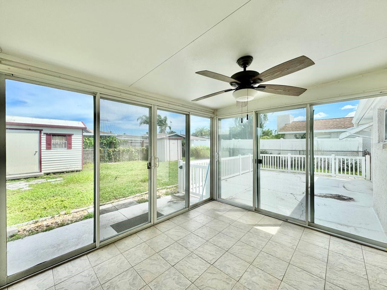 3131 Roxbury Dr Property Photo 23
