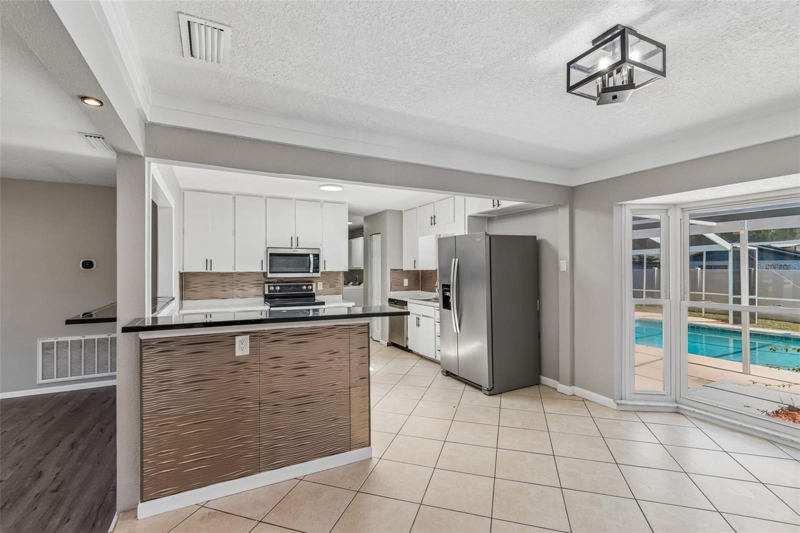 7111 Gateway Ct Property Photo 15