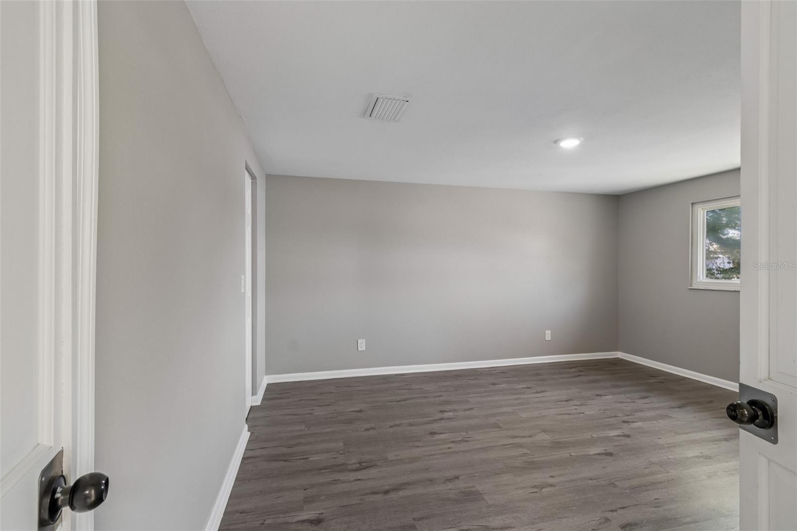 7111 Gateway Ct Property Photo 40