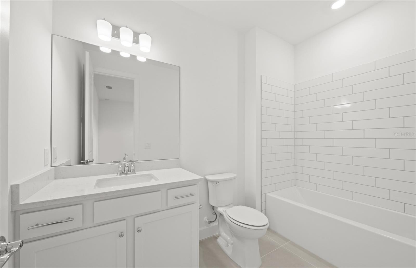 2820 Winding Creek Trl Property Photo 9