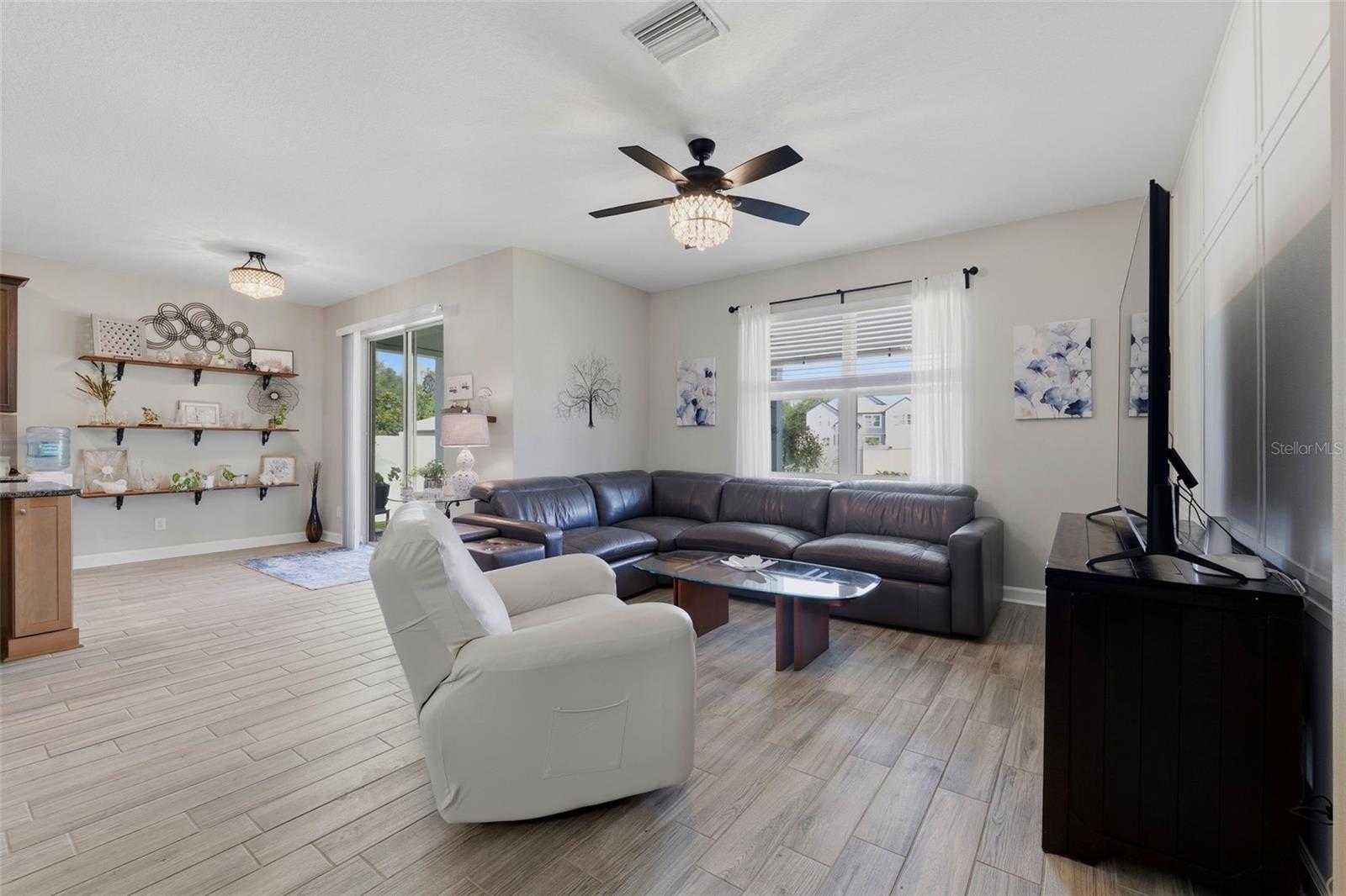 18117 Romanesque Ct Property Photo 13