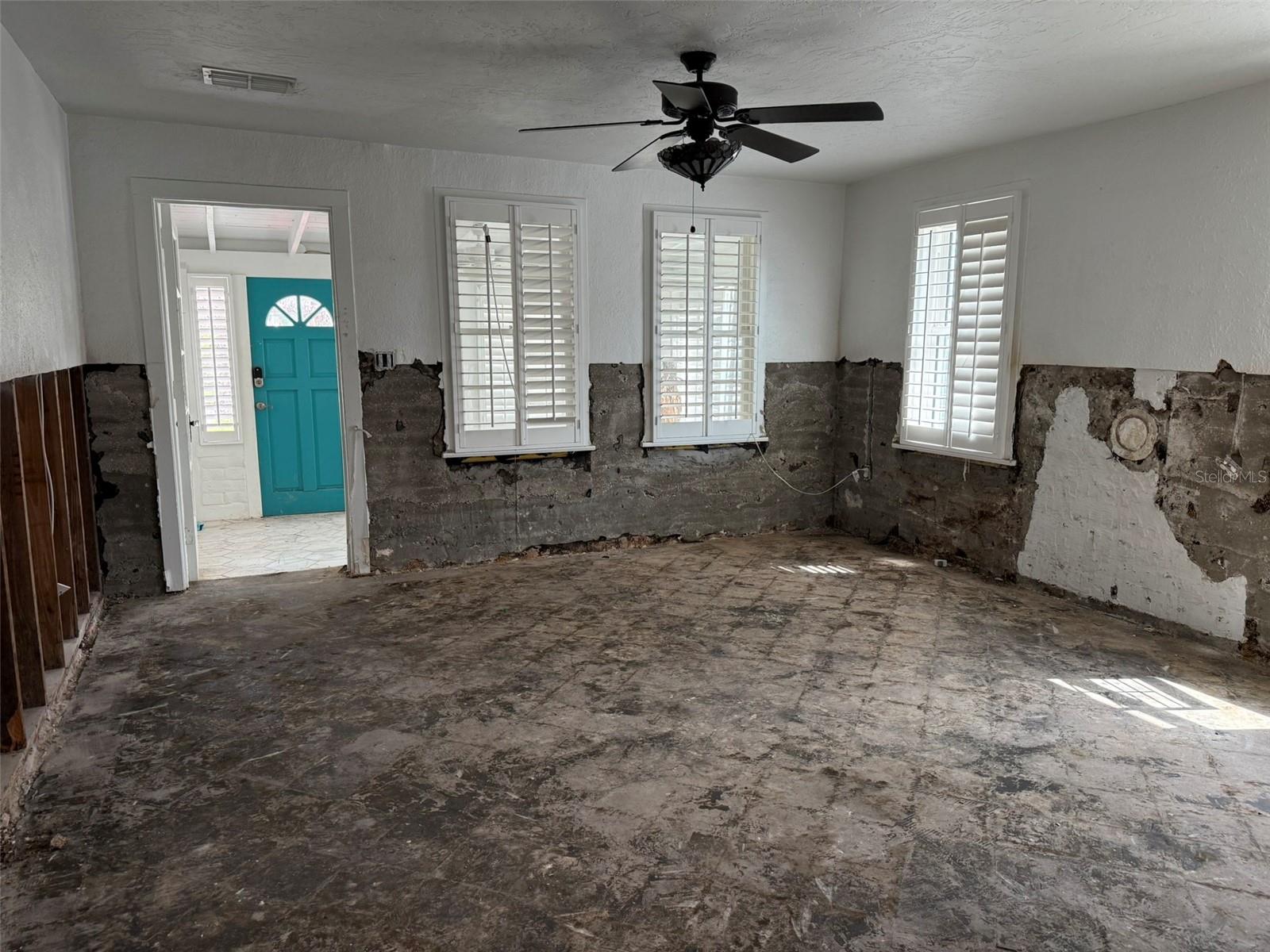 117 12th Ave Property Photo 5