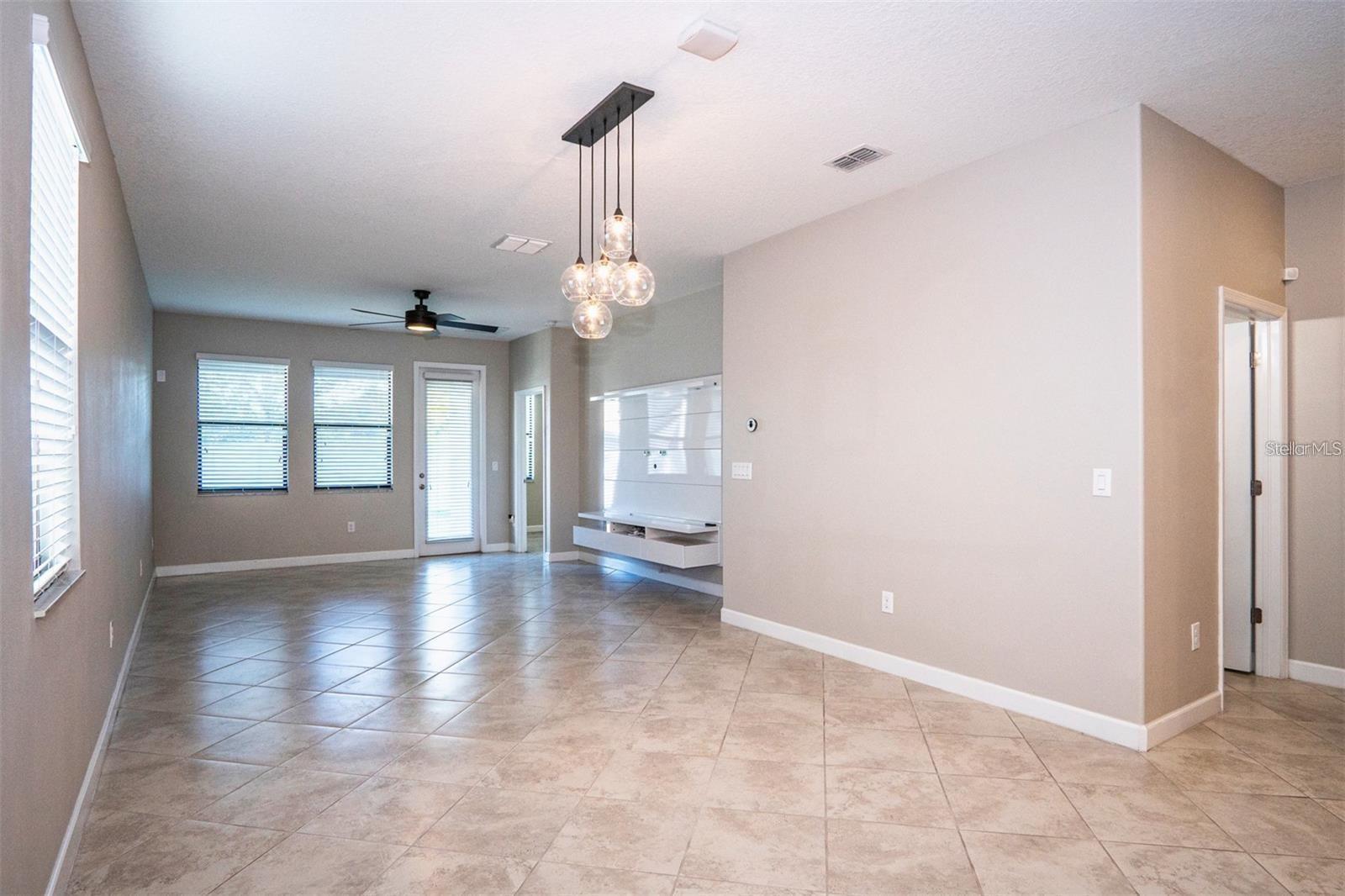 9845 Ivory Dr Property Photo 11