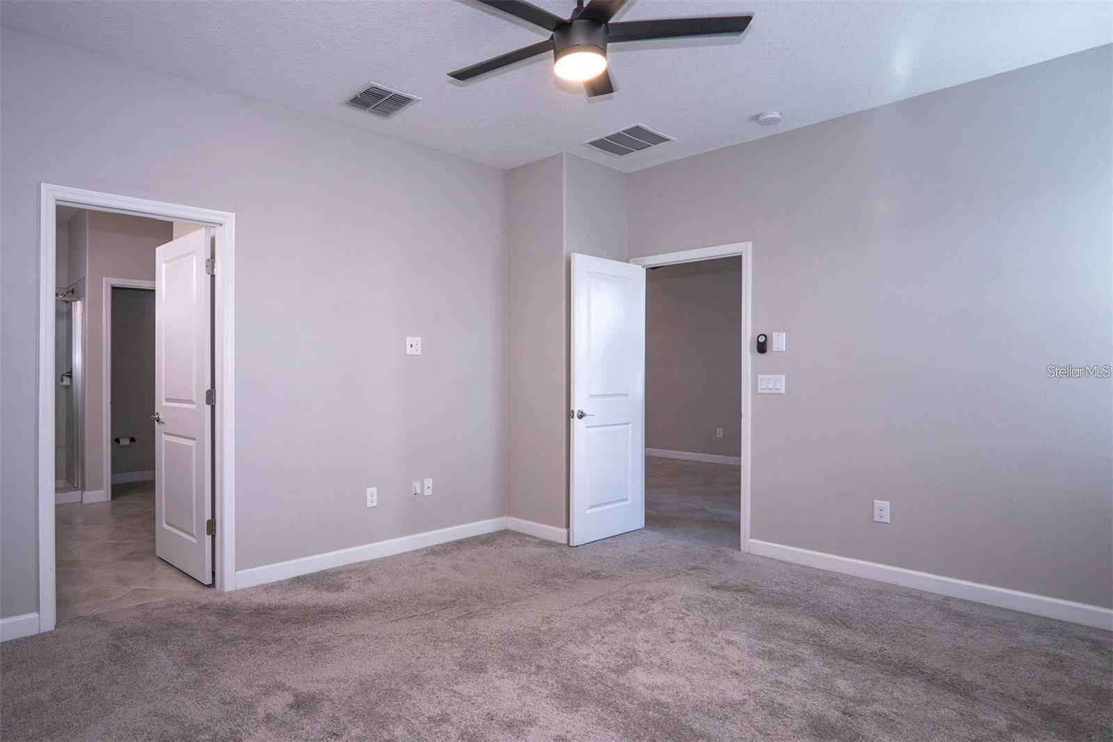 9845 Ivory Dr Property Photo 21