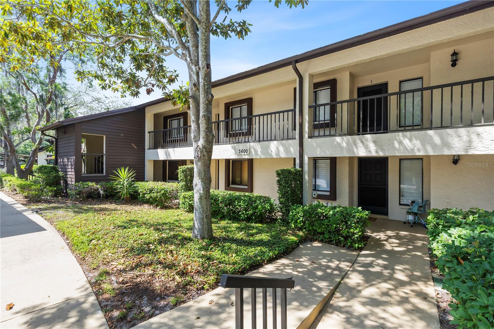 3600 Magnolia Ridge Cir #1221 Property Photo 2