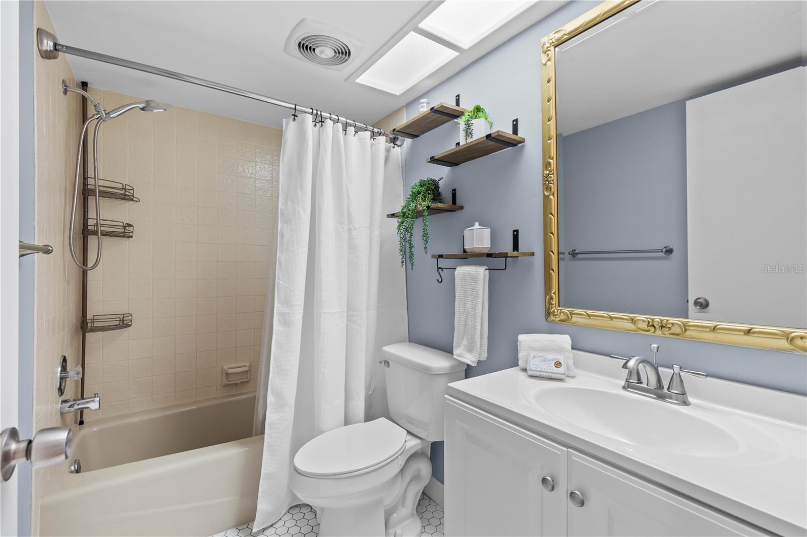 3600 Magnolia Ridge Cir #1221 Property Photo 10
