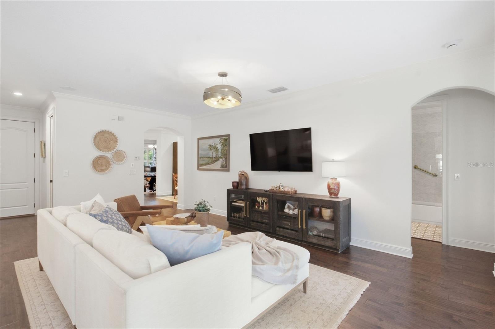 3404 W Dorchester St Property Photo 10