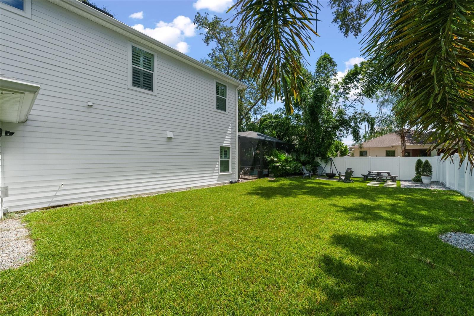 3404 W Dorchester St Property Photo 60