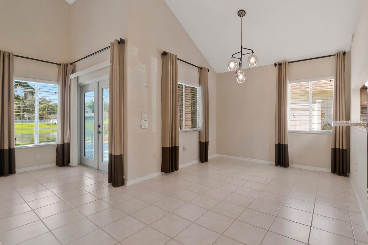 4842 Wellbrook Dr Property Photo 27
