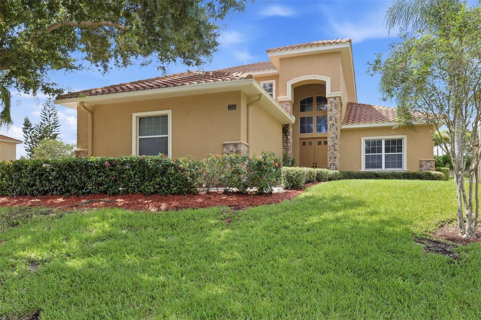 2242 Cypress Hollow Ct Property Photo 1