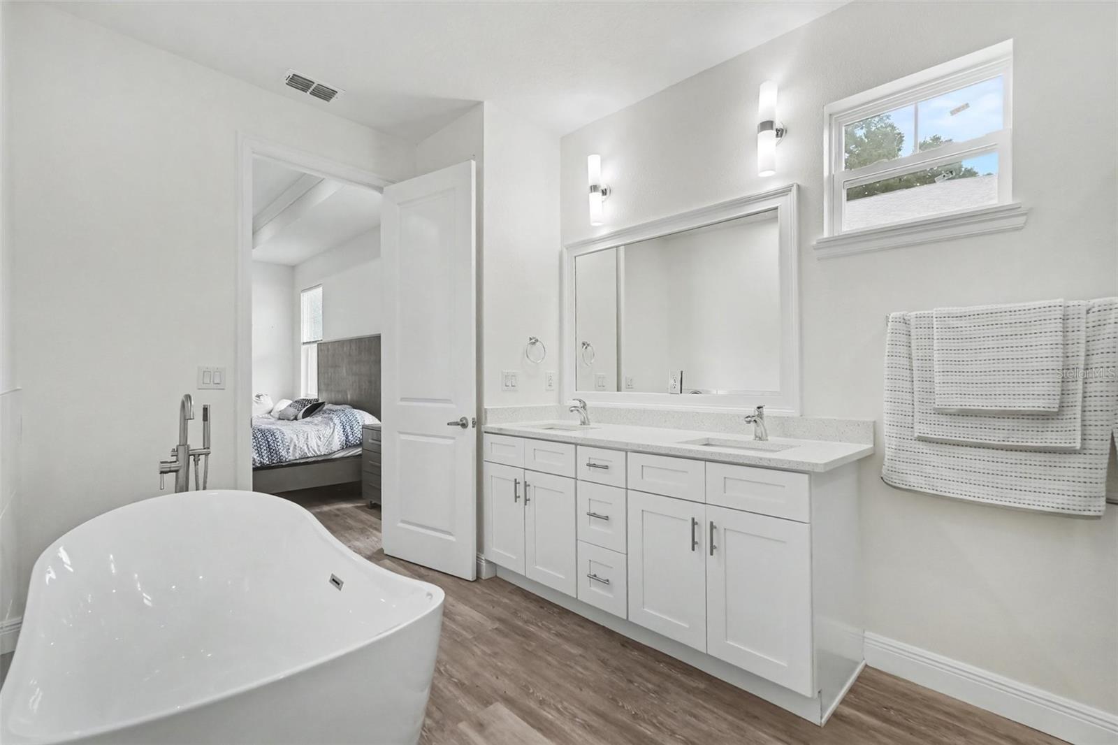 8307 N Gomez Ave Property Photo 15