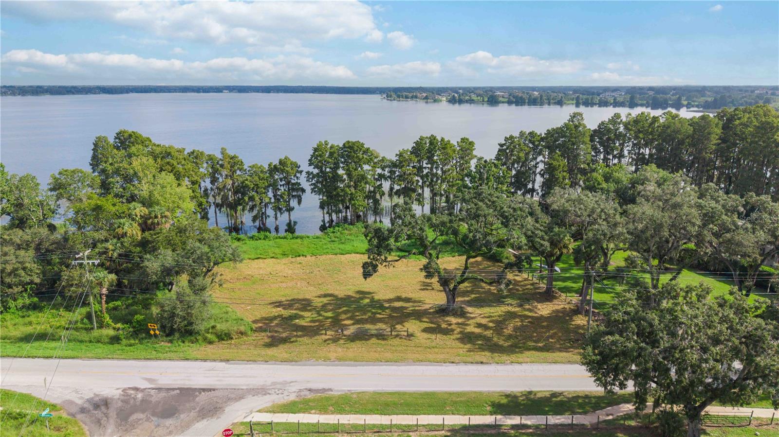 11702 Thonotosassa Rd Property Photo 1