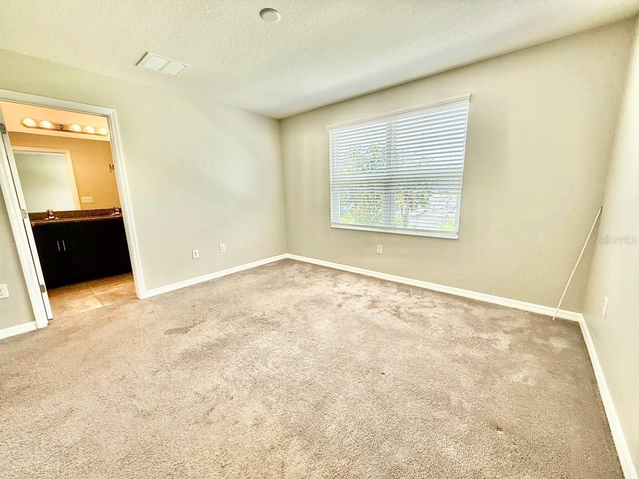 7123 Summer Holly Pl Property Photo 17