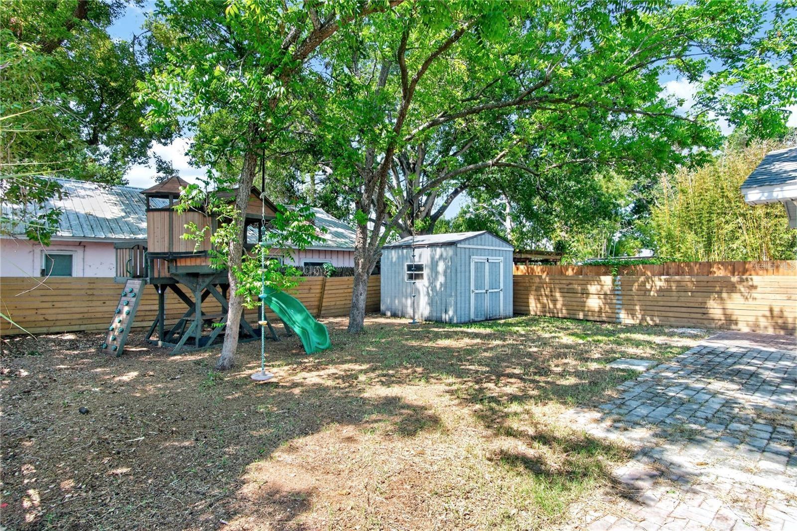 3608 W Carmen St Property Photo 23