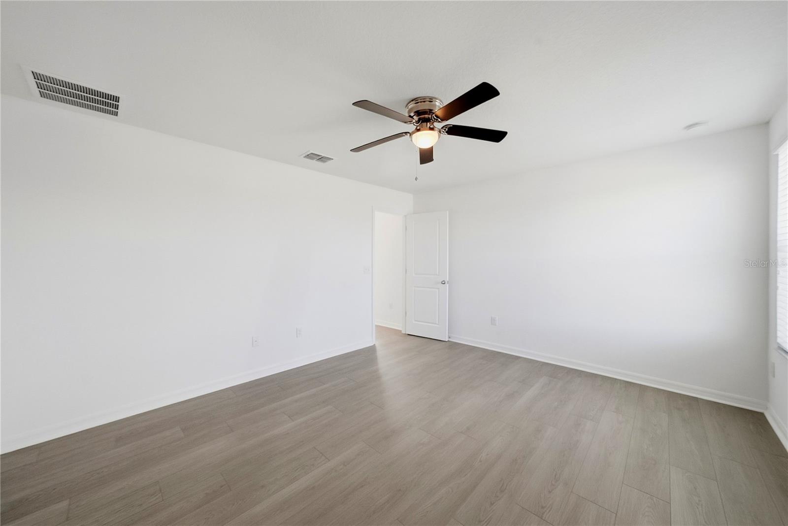 13904 Arbor Pines Dr Property Photo 18