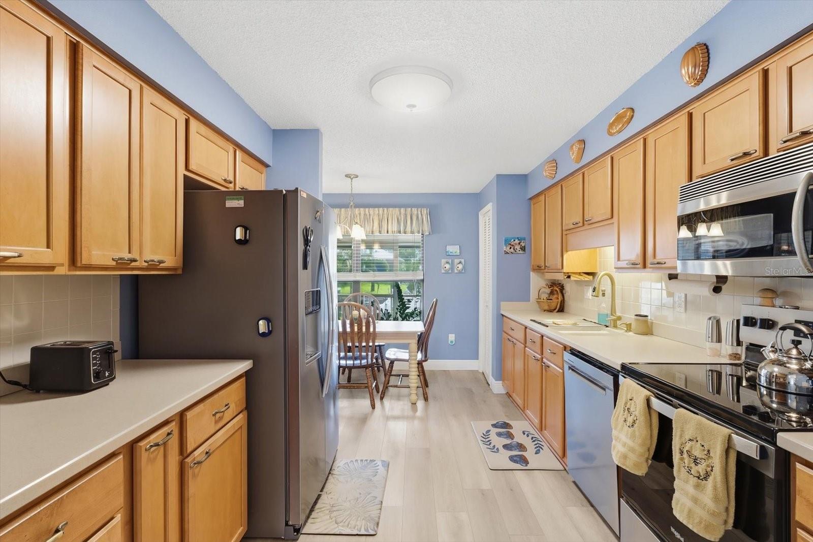 9150 W Harbor Isle Ct Property Photo 17