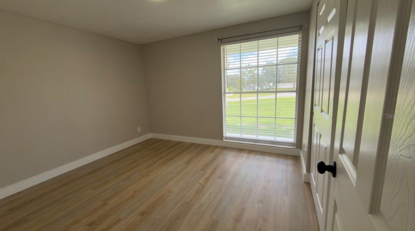 1359 Tyler Ave Property Photo 6