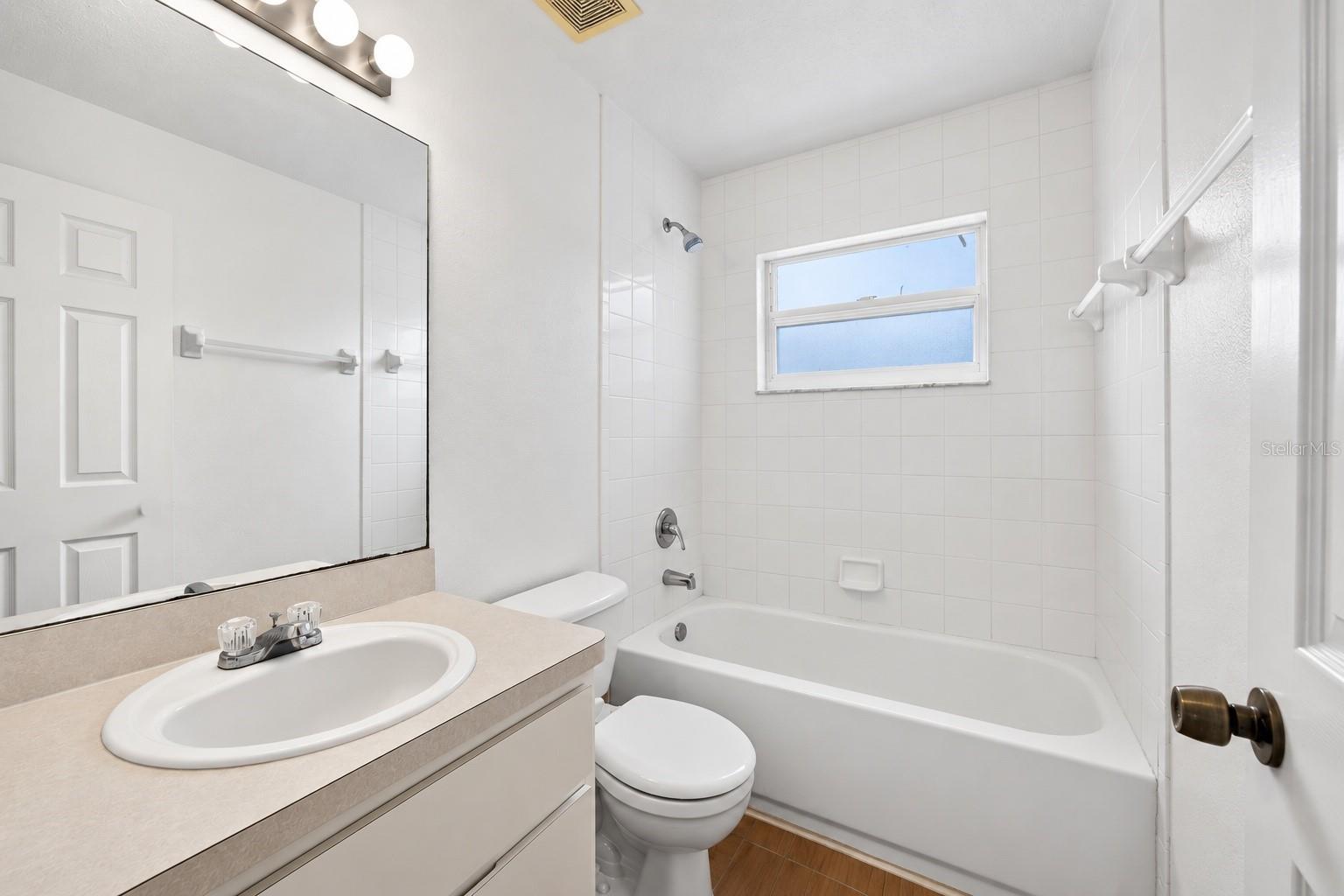 13184 Montego St Property Photo 19