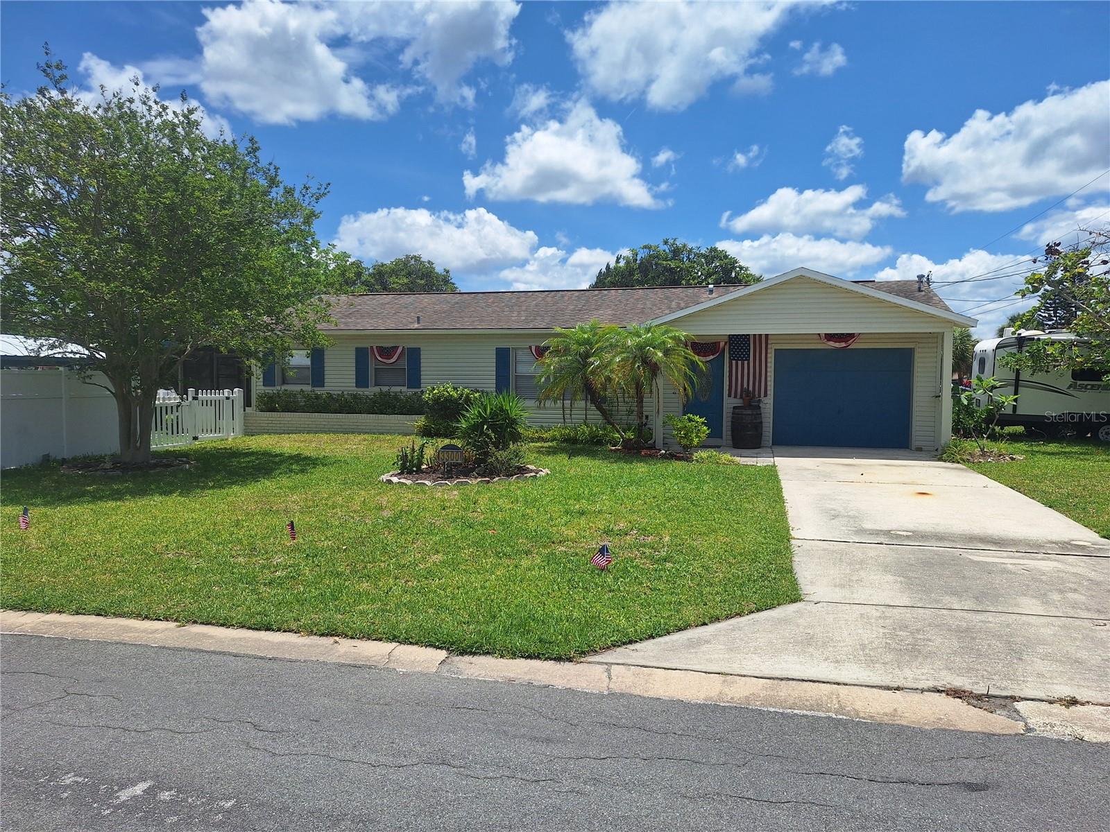 3300 SEA GRAPE DR Property Photo 1