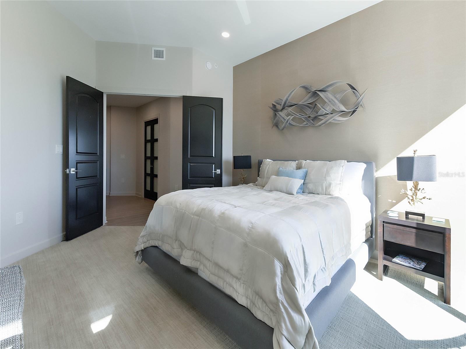 288 Beach Dr Ne #6a Property Photo 27