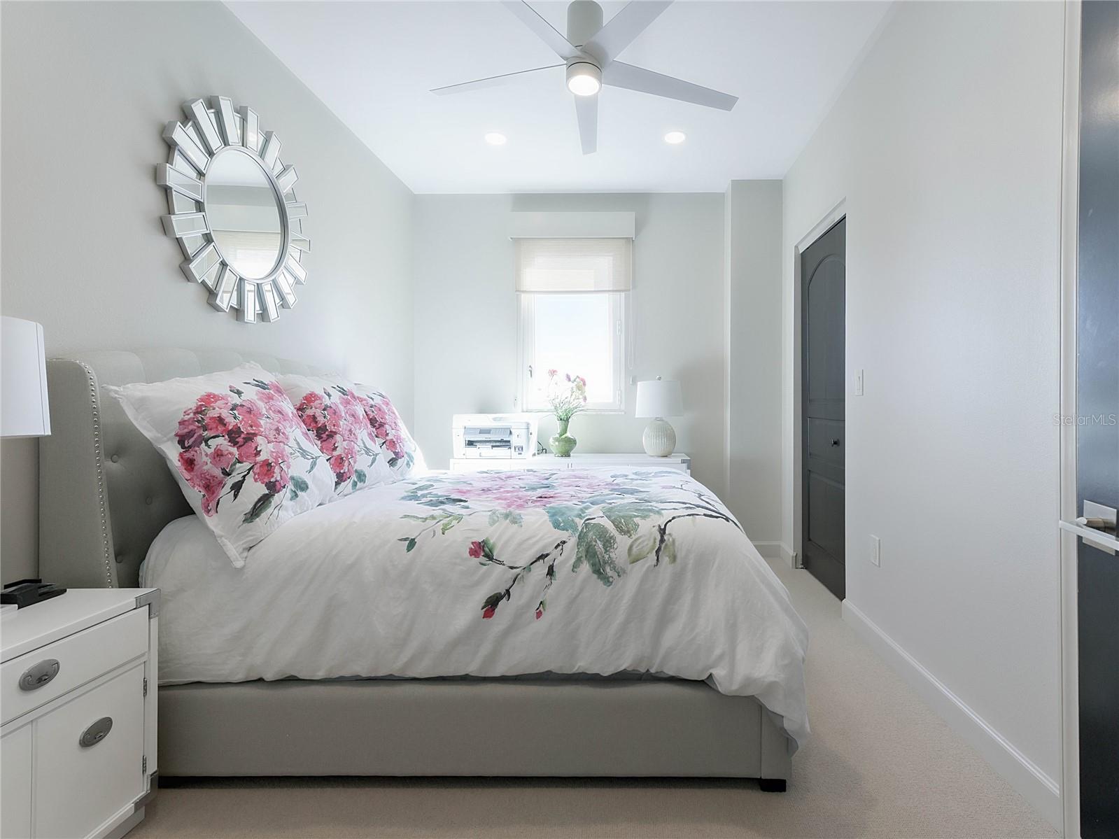 288 Beach Dr Ne #6a Property Photo 36