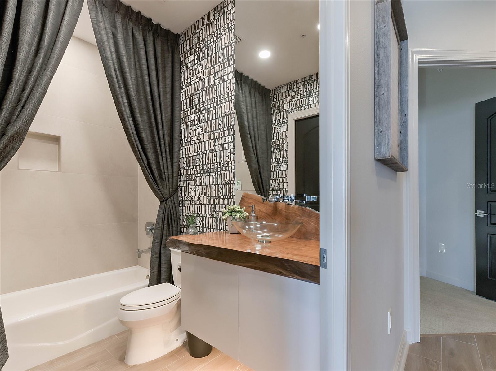 288 Beach Dr Ne #6a Property Photo 41
