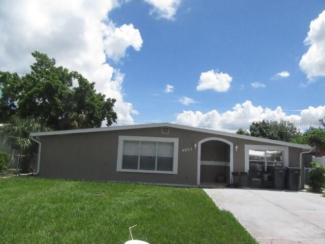 4923 CRESTHILL DR