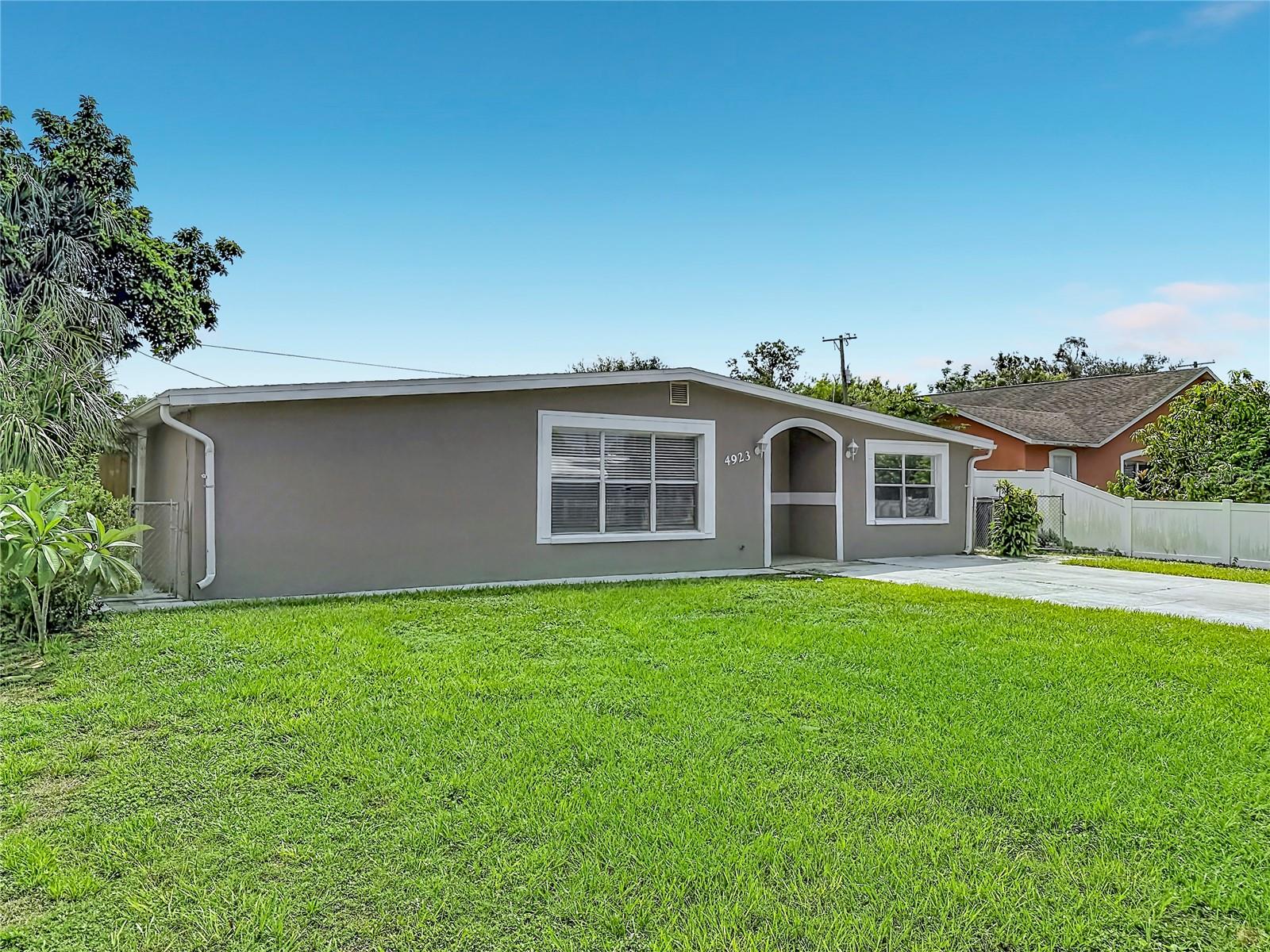 4923 Cresthill Dr Property Photo 14
