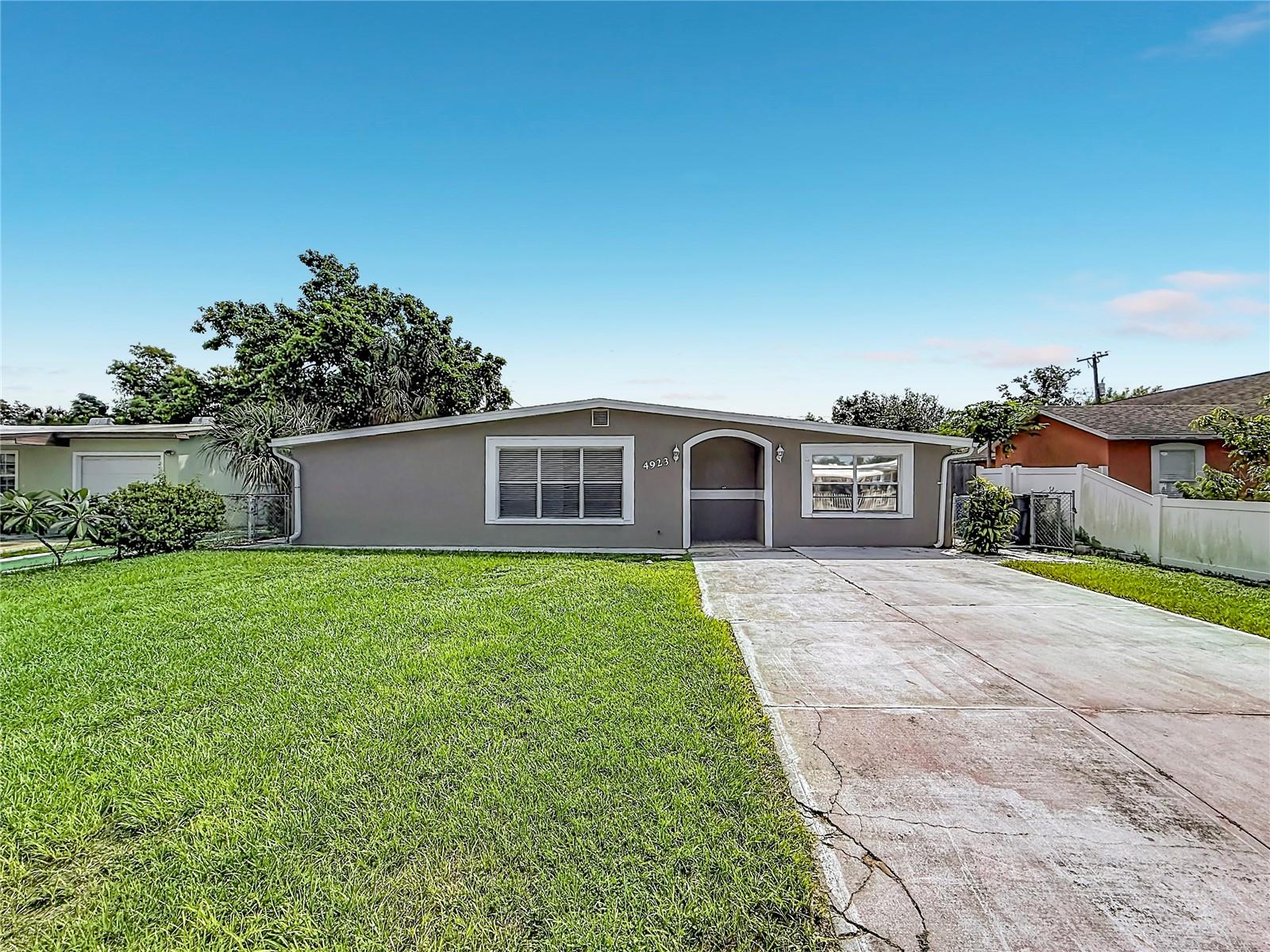 4923 Cresthill Dr Property Photo 15