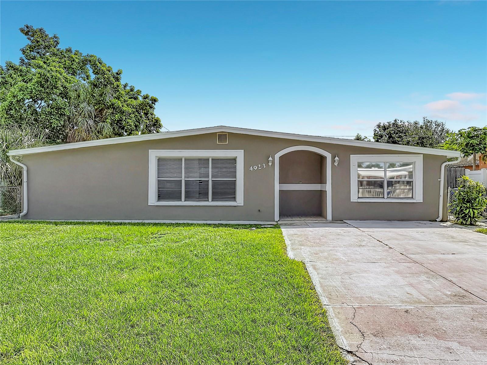 4923 Cresthill Dr Property Photo 18