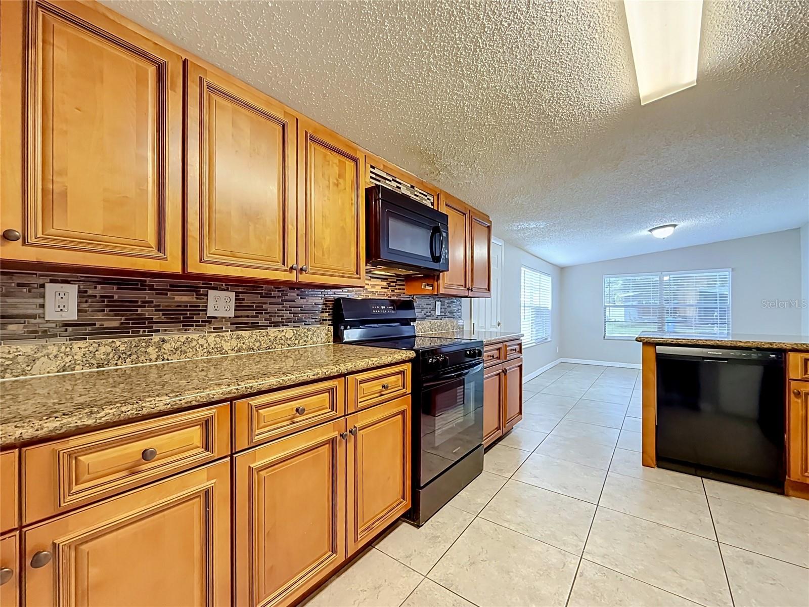 4923 Cresthill Dr Property Photo 34