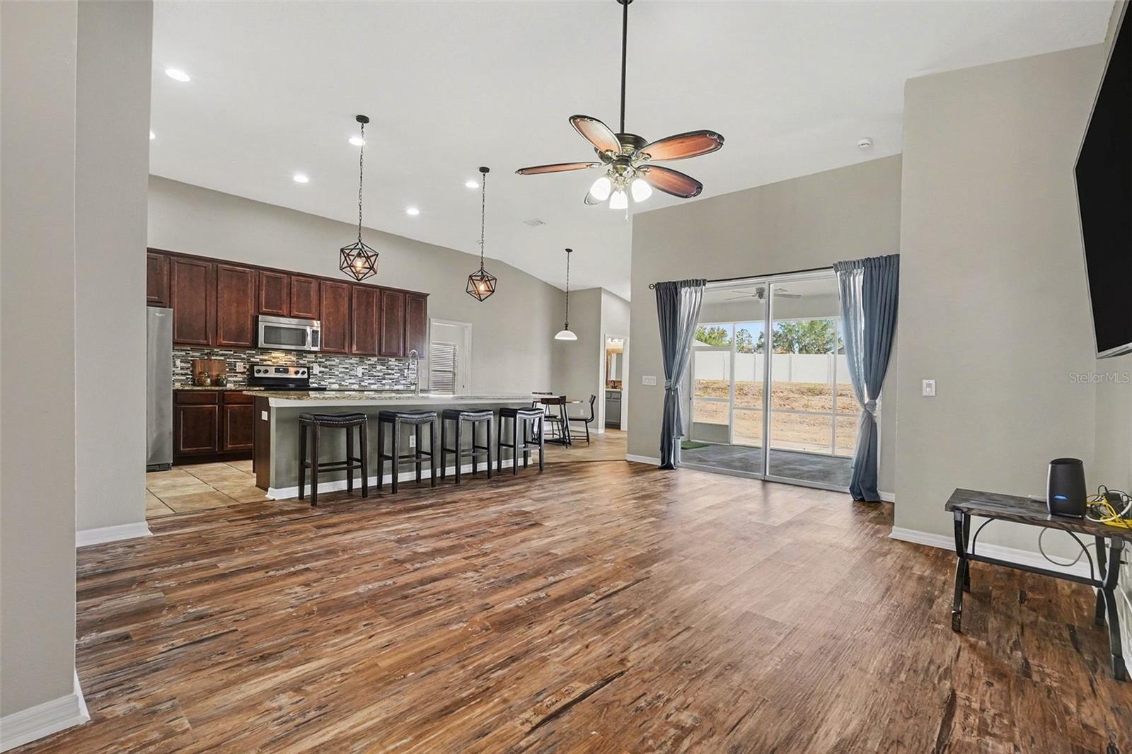 12324 Loopback Dr Property Photo 9