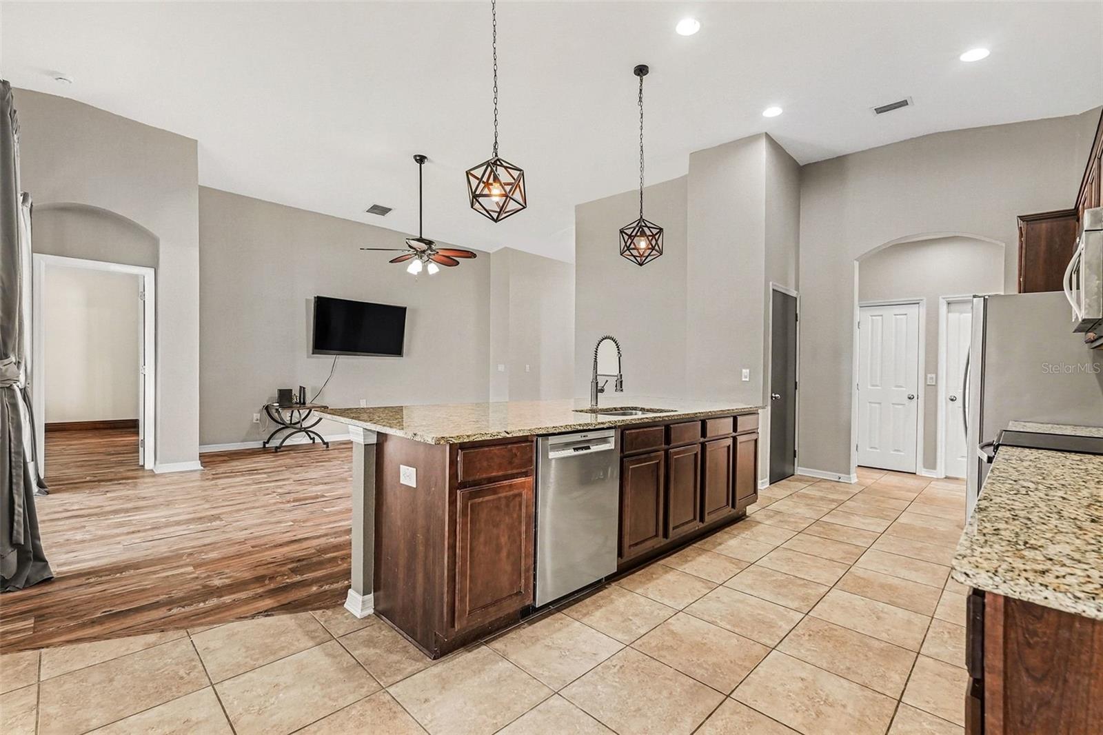 12324 Loopback Dr Property Photo 11