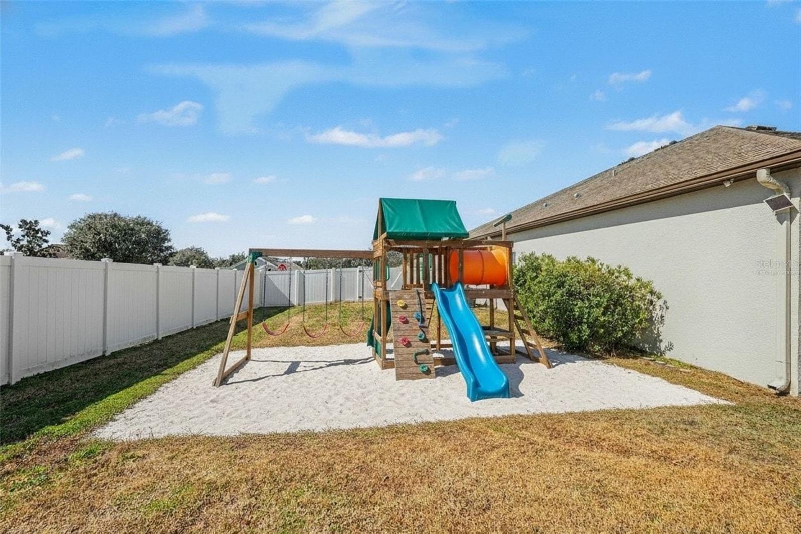 12324 Loopback Dr Property Photo 26