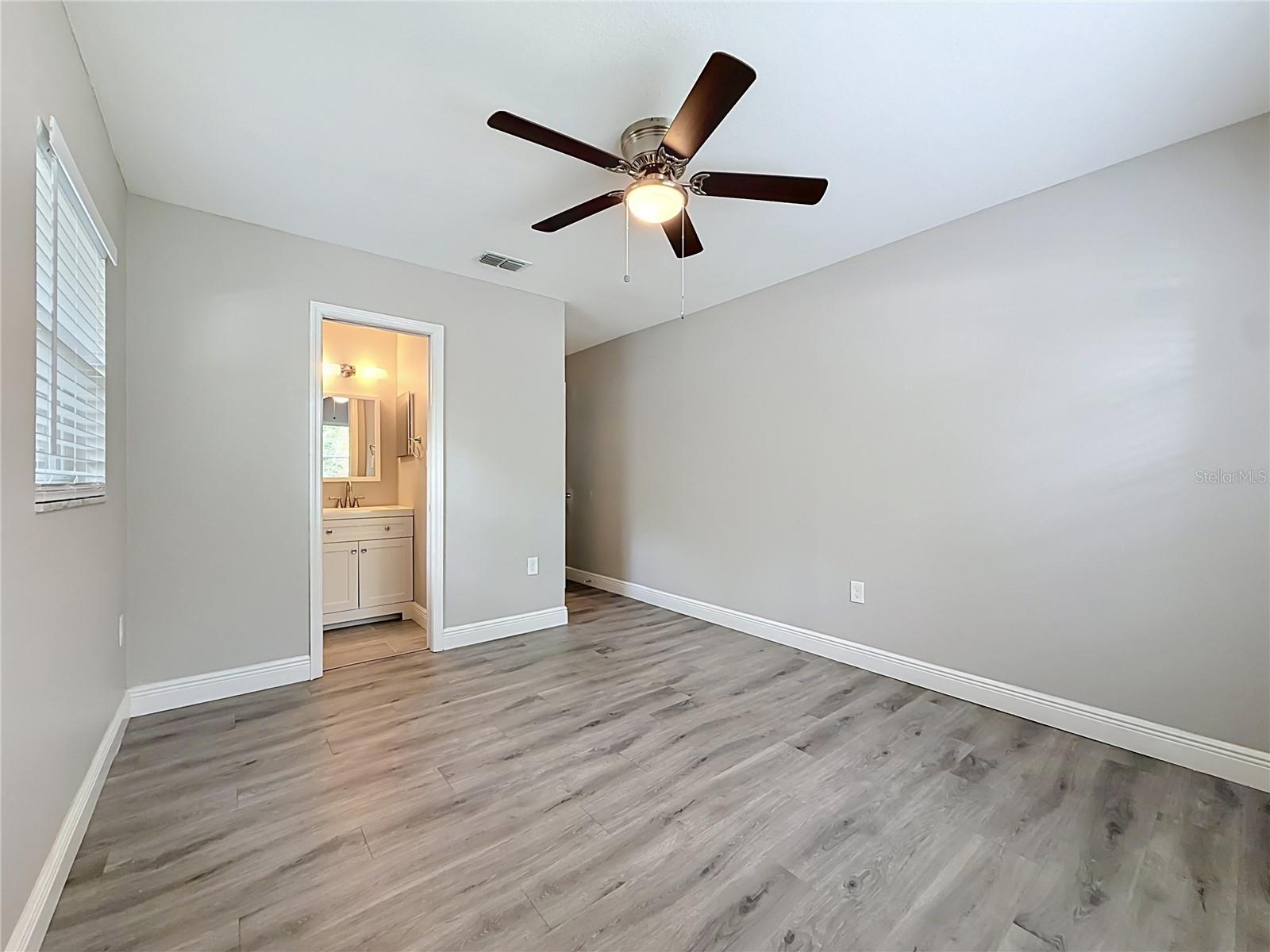 8307 N Elmer St Property Photo 31