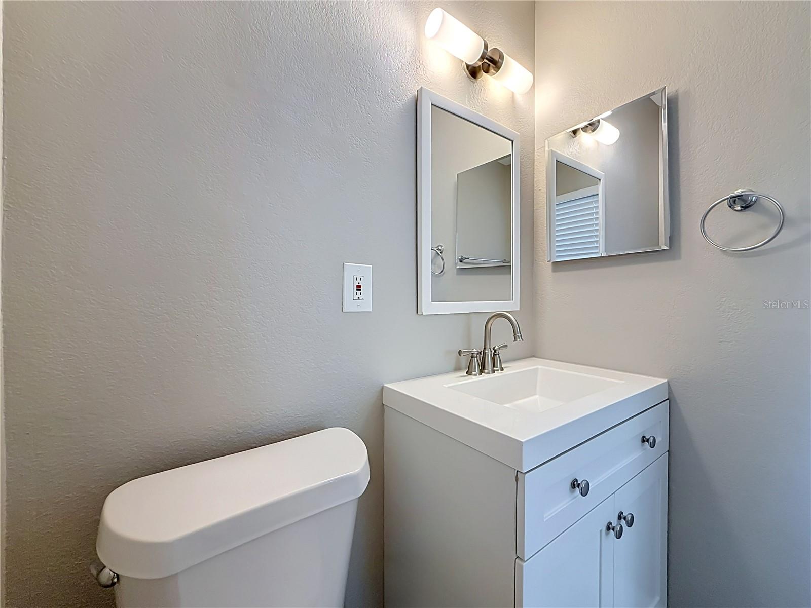 8307 N Elmer St Property Photo 35