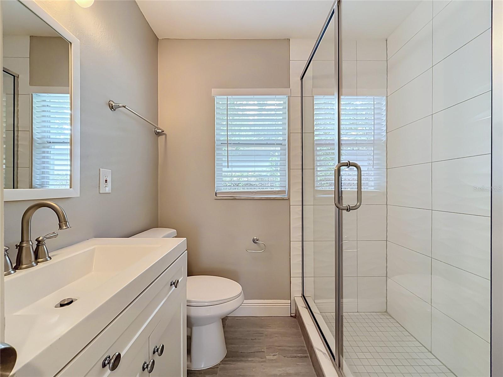 8307 N Elmer St Property Photo 44