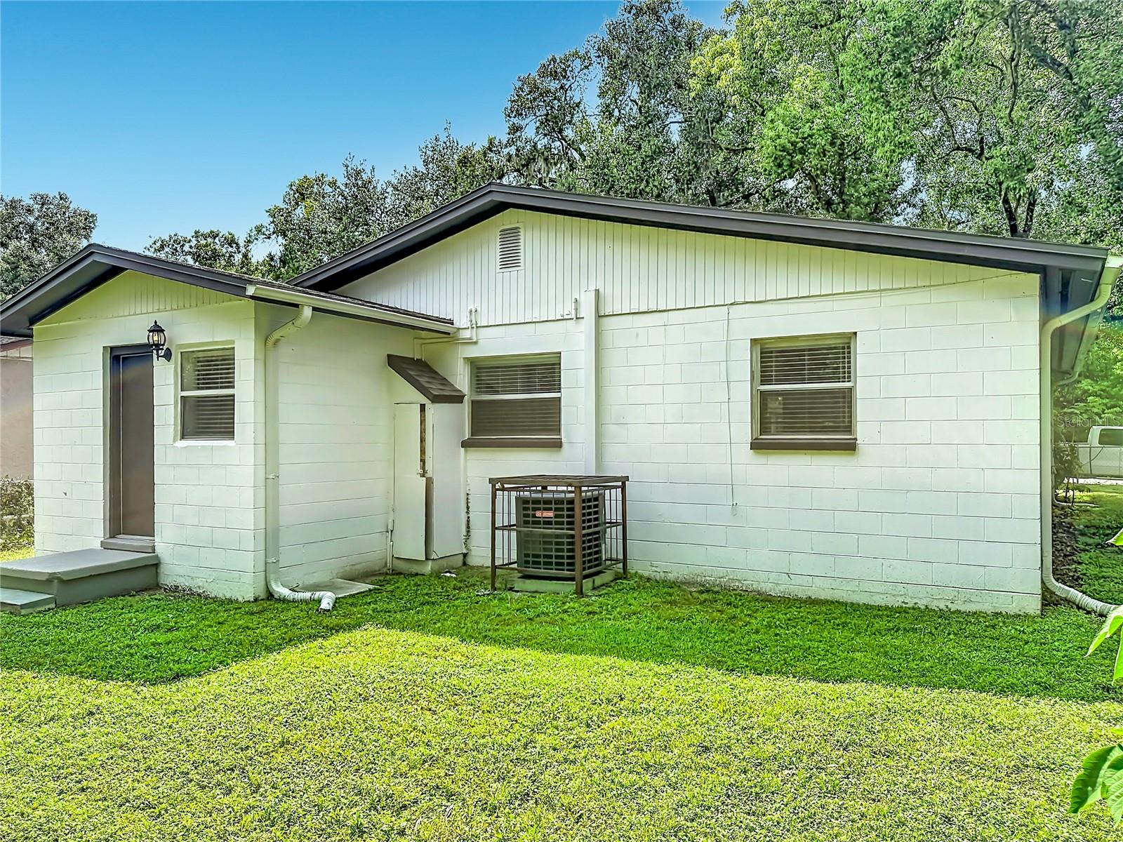 8307 N Elmer St Property Photo 51