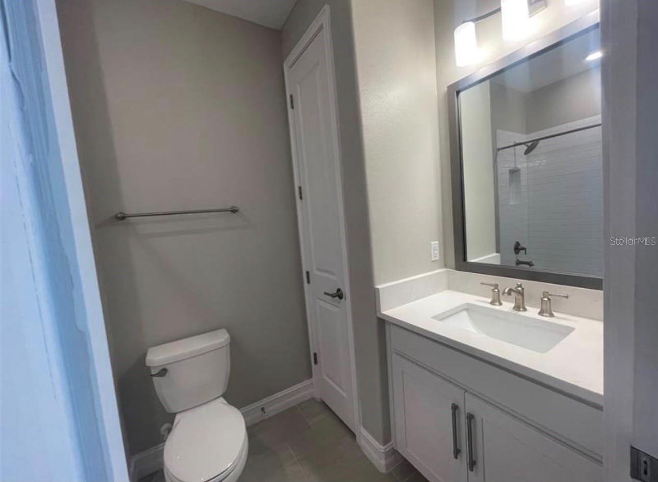 4596 Almada Ln Property Photo 9