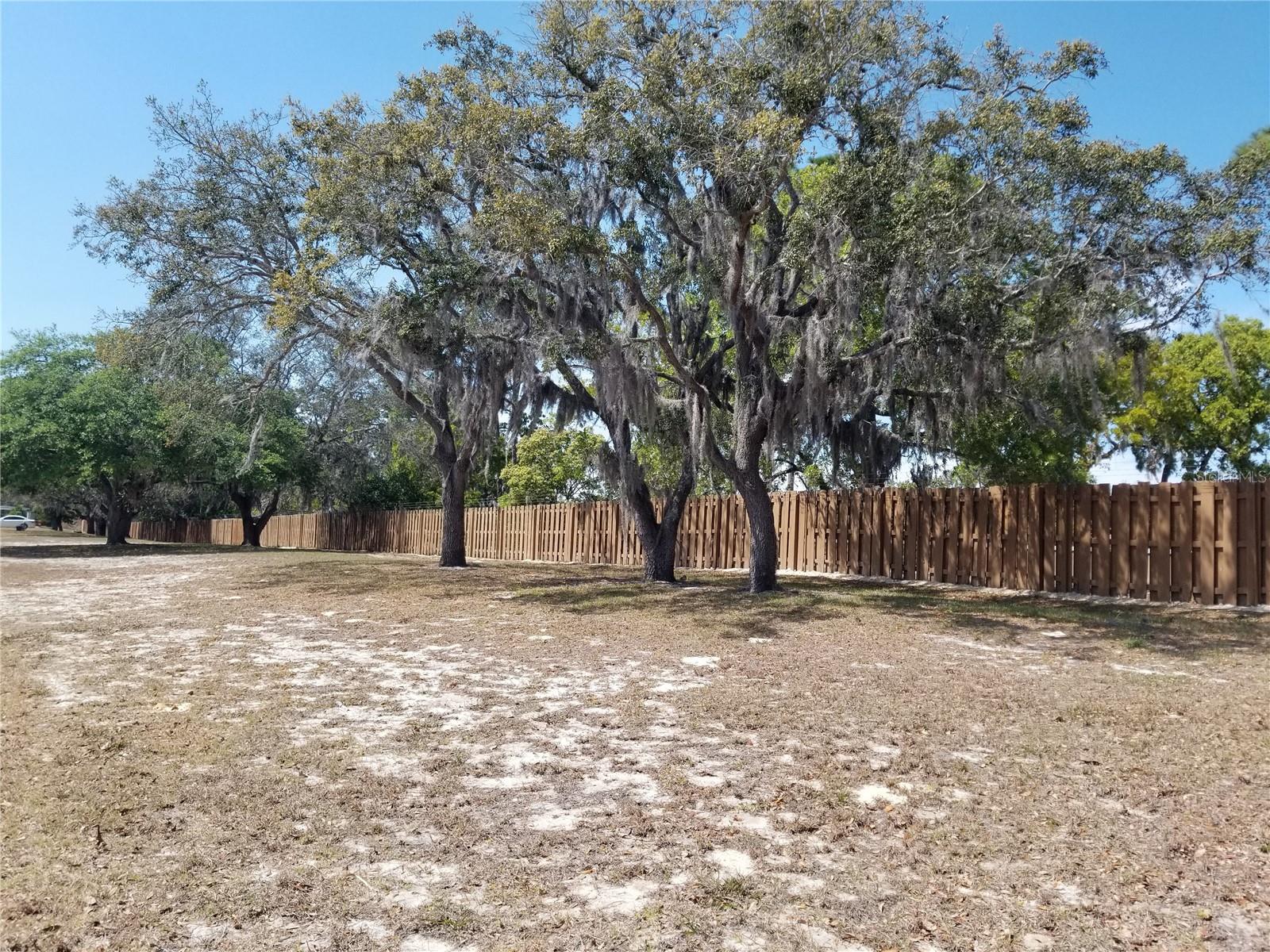 3302 Kauna Point Dr Property Photo 3
